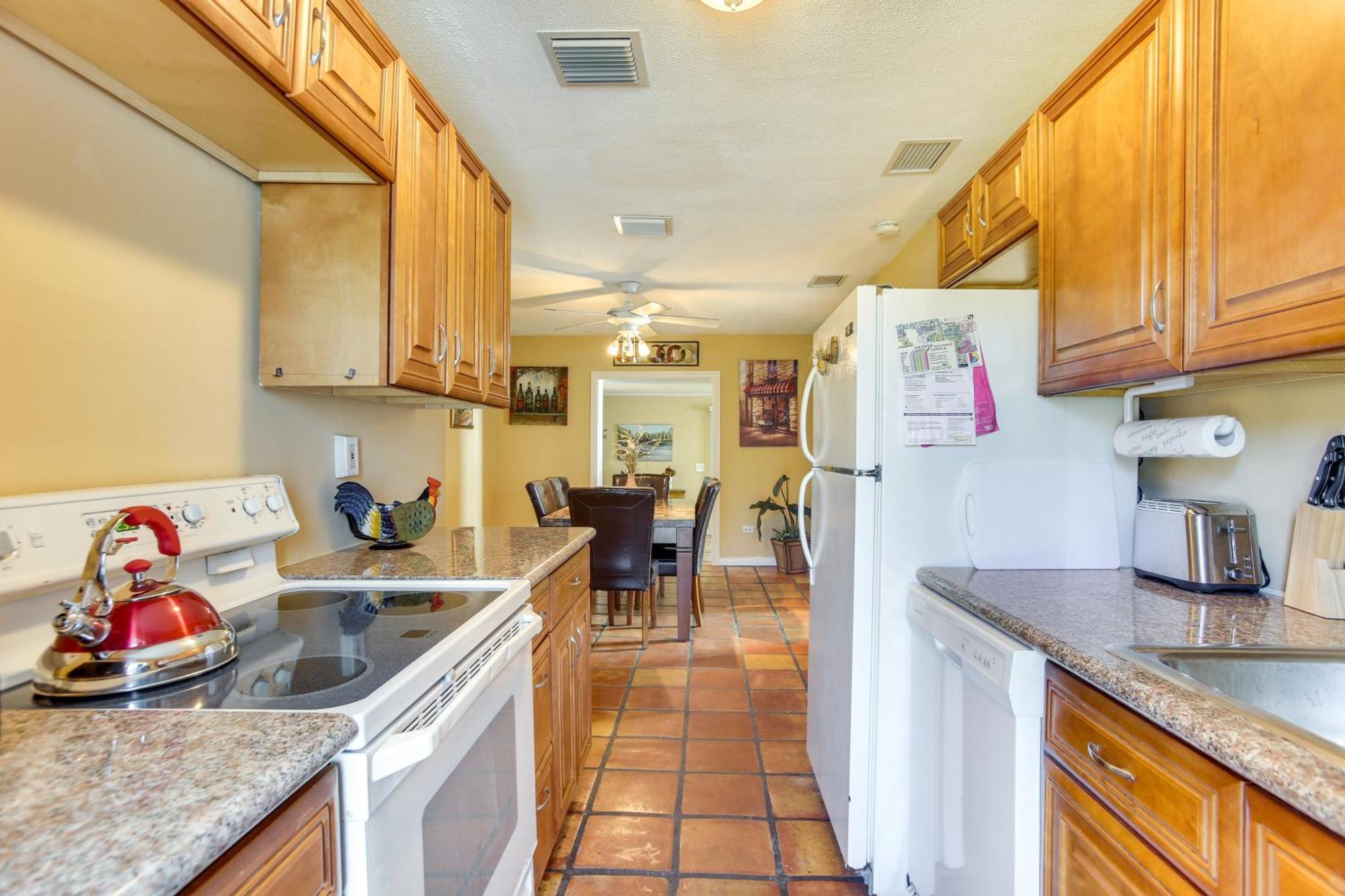 Canal Side Retreat With Dock, By Hollywood Boardwalk Fort Lauderdale Esterno foto