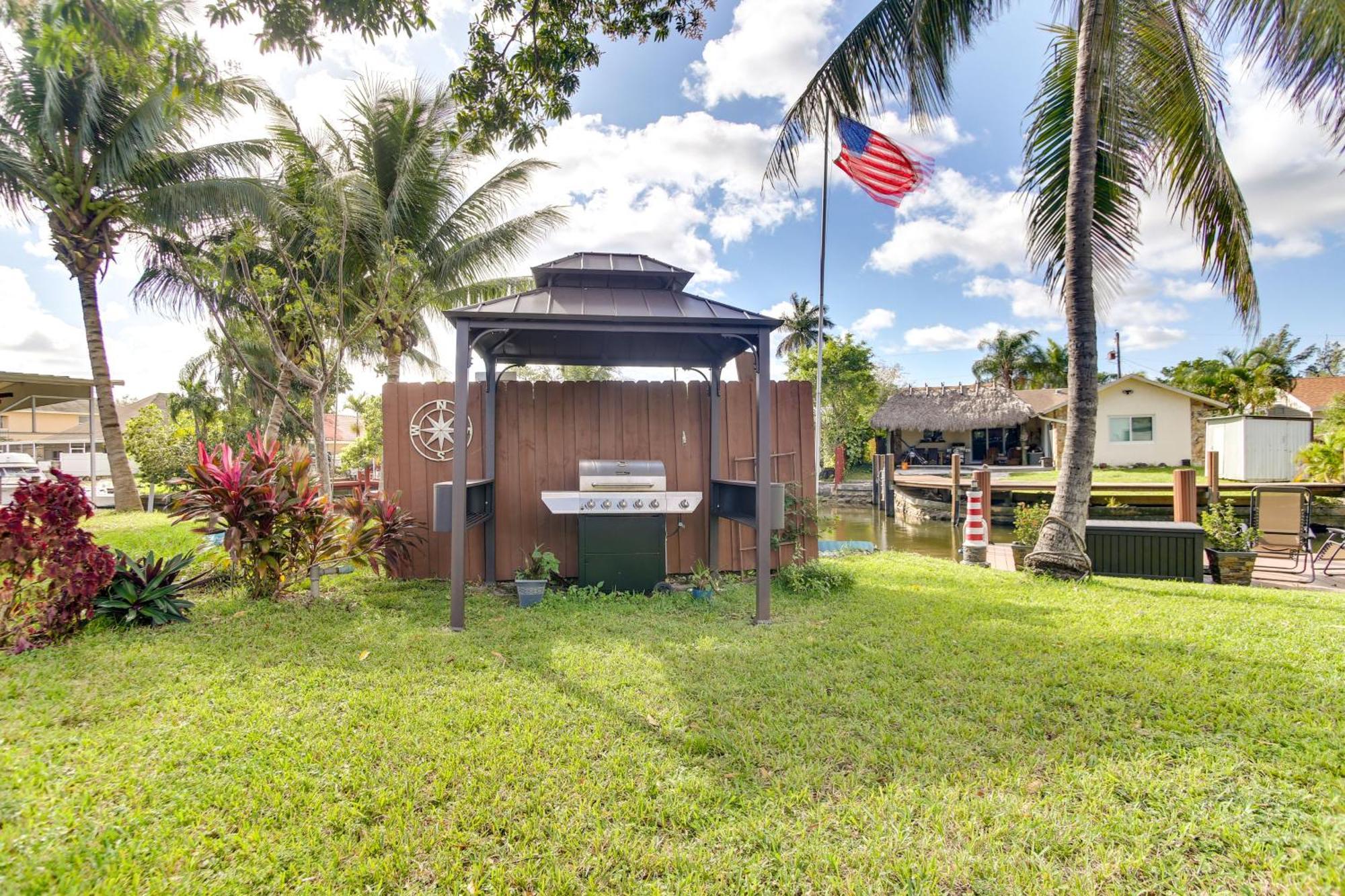 Canal Side Retreat With Dock, By Hollywood Boardwalk Fort Lauderdale Esterno foto