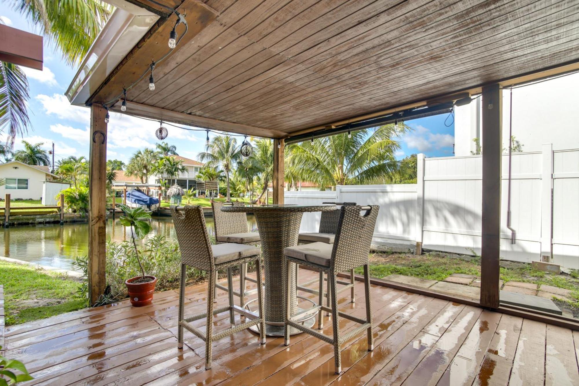Canal Side Retreat With Dock, By Hollywood Boardwalk Fort Lauderdale Esterno foto